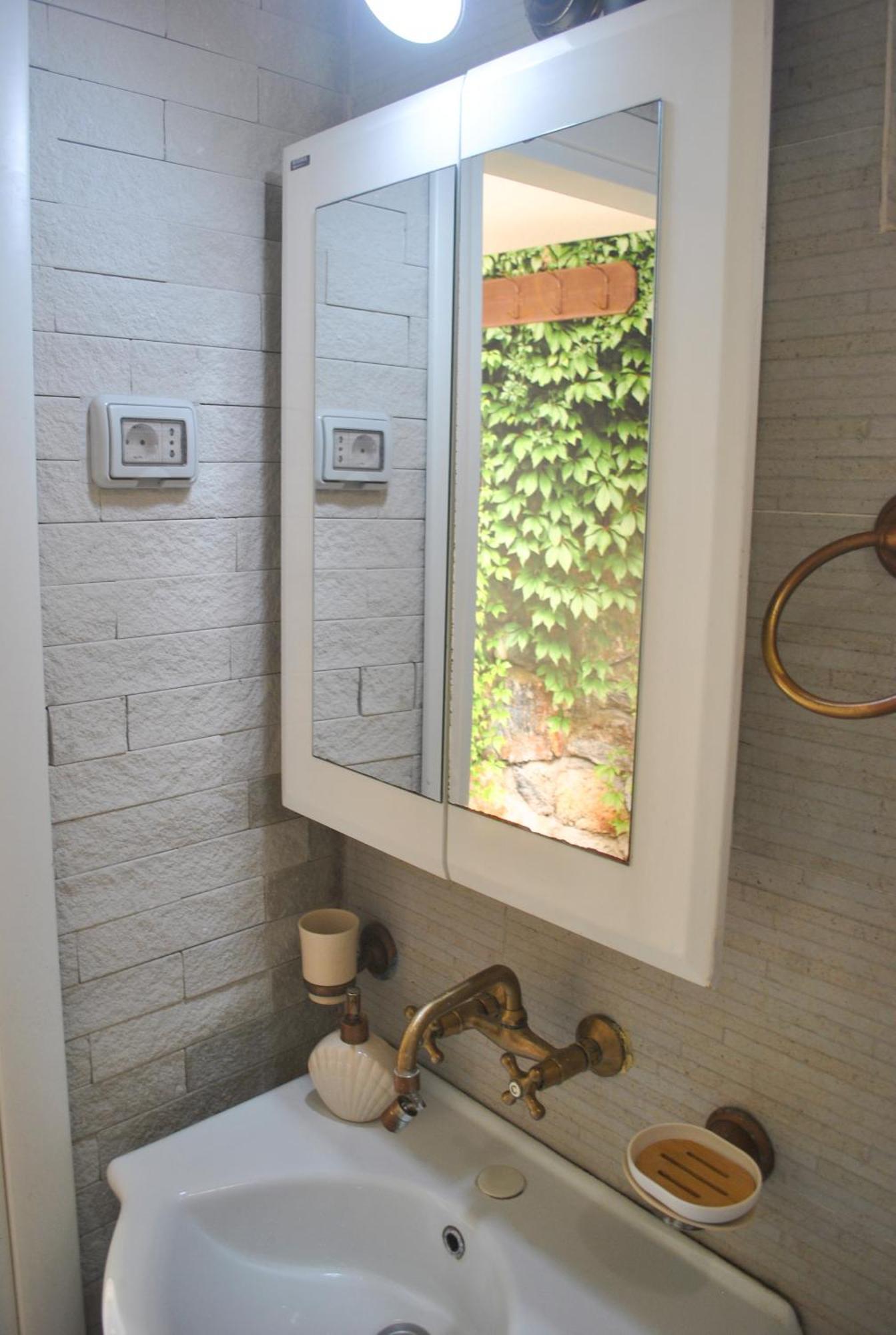Apartment Mediterraneo Seagull Пераст Экстерьер фото